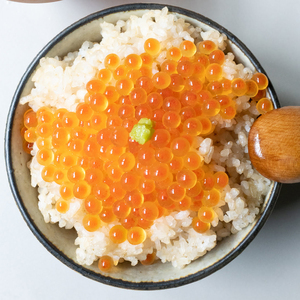 Œufs de <span class=keywords><strong>saumon</strong></span> chum d'Alaska de haute qualité, œufs de <span class=keywords><strong>saumon</strong></span> assaisonnés, <span class=keywords><strong>caviar</strong></span> rouge pour sushi, <span class=keywords><strong>prix</strong></span> très compétitifs - Product Image 4