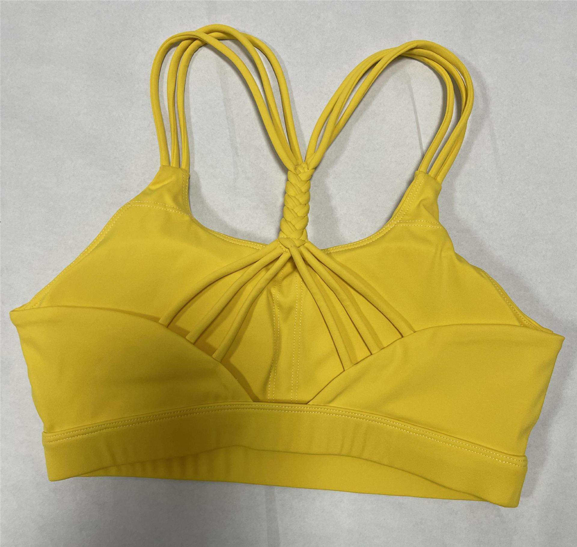 สีเหลือง