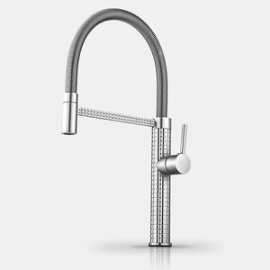 Nouveau style de luxe robinet d'évier de cuisine flexible mitigeur d'eau monté sur le pont robinet de cuisine chaud et froid - Product Image 2