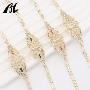 H205 Bracciale Rigido con Madonna in Oro, Placcato 18K con Zirconi, Unisex, Charm Religioso, Regalo per Compleanno e Festa della Mamma - Product Image 3