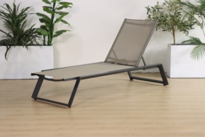 Chaise longue moderne en aluminium avec dossier en maille imperméable pour espaces extérieurs - Idéale pour <span class=keywords><strong>piscine</strong></span>, jardin, hôtel, plage, cour, <span class=keywords><strong>location</strong></span> - Product Image 3