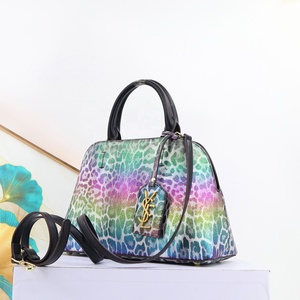 Producto superior Bolso de <span class=keywords><strong>mujer</strong></span> Calidad Snack Material Bolso Señoras Nuevo Diseñador de moda Bolso femenino Calidad Factory <span class=keywords><strong>Outlet</strong></span> 32 cm - Product Image 3