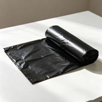 Sacs poubelles noirs à fond plat - Matière plastique, épais et résistants, étanches, achat en gros pour l'assainissement municipal