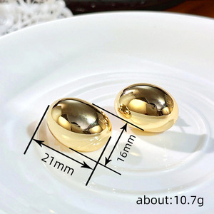 Orecchini a Perno Geometrici Ovali per Donne, Accessorio Semplice e alla Moda per Uso Quotidiano, Outfit Casual e Regalo - Product Image 4