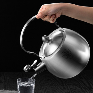 Hervidor silbante de acero inoxidable 316 de grado alimenticio para el hogar, extra grueso, apto para cocinas de gas e inducción, gran capacidad. - Product Image 2