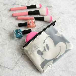 Pochette de rangement en cuir personnalisée - Product Image 1