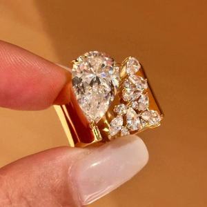 Bague ouverte ajustable unisexe tendance en cuivre et zircon en forme de larme de sirène, bijoux de luxe, vente en gros d'usine - Product Image 1