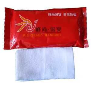 Refreshing cotton wet towel for restaurant Individually wrapped wet towel wipes