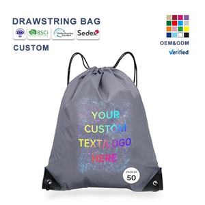Grand sac à cordon personnalisé avec logo, sac de shopping en polyester pliable, imperméable et réutilisable, avec design gratuit par le fournisseur - Product Image 1