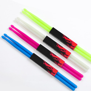 41,5 CM Multi Color 5A/7A Par de <span class=keywords><strong>baquetas</strong></span> de nailon ligero para instrumentos de percusión - Product Image 2