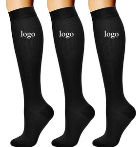 Người đàn ông và phụ nữ của nén thể thao vớ tùy chỉnh thiết kế cho hỗ trợ tốt nhất trong chạy và cưỡi, thoải mái phù hợp với - Product Image 1