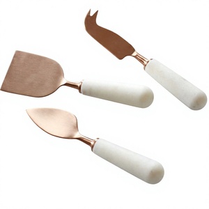 Ensemble de 6 couteaux à fromage, lames en acier inoxydable, manches en bois, fourchette à fromage, couteau à fromage, spatule pour plateau de charcuterie - Product Image 5
