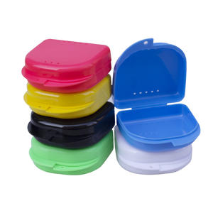Boîte de rangement dentaire en plastique PP en gros, boîte de rangement pour appareil dentaire à ouverture rabattable avec ouverture petite et moyenne pour le stockage des dents - Product Image 1