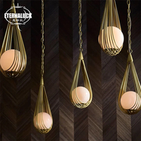 Décoration intérieure moderne, salle à manger, salon, café, boutique, escalier, luminaire suspendu en verre LED
