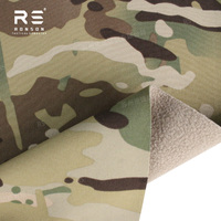 Tissu polaire laminé en polyester et élasthanne camouflage MC avec une sensation imperméable, respirante et douce au toucher pour un manteau d'hiver chaud