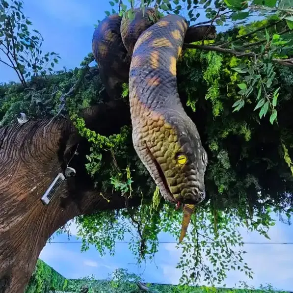 Modelo de cobra animatrônica em tamanho real animal realista animatrônico em tamanho real para venda