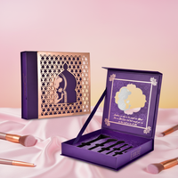 Boîte en papier rigide recyclable gaufrée à chaud, style livre, avec fermeture magnétique de luxe, doublure en éponge, personnalisable pour cosmétiques