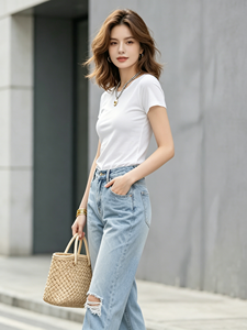 SWEET <span class=keywords><strong>BABE</strong></span> <span class=keywords><strong>Jean</strong></span> en denim déchiré à taille haute et coupe droite pour femme - <span class=keywords><strong>Jean</strong></span> bleu clair délavé avec un style vintage pour un usage décontracté - Product Image 2