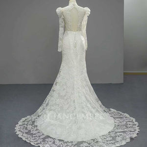 Robe de mariée SFY349 moderne et classique à col montant, broderie en dentelle, manches longues, appliques florales en cristal, traîne chapelle - Product Image 3