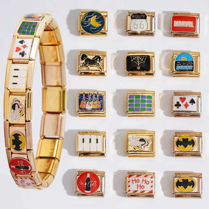 Bracciale con ciondoli italiani in acciaio inossidabile placcato oro 18 carati, anti-ossidazione, all'ingrosso - Product Image 1