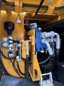 Mini-excavatrice Sany SY55C de 5,78 tonnes sur chenilles avec godet de terrassement d'une capacité de 0,18 m³ - Product Image 6