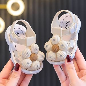 Sandales de plage antidérapantes pour bébés filles, motif floral, de haute qualité, pour les 0-3 ans - Product Image 2