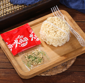 Muestra Gratis de Comida Coreana, 115g, Fideos Instantáneos de Pollo Picante Halal, Paquete a Granel, Harina de Trigo, Hechos a Mano, 32% de Grasa - Product Image 6