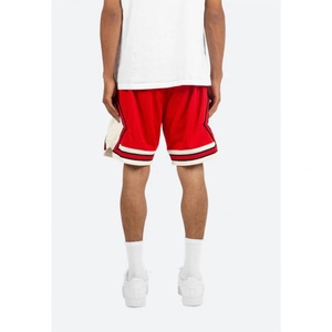 Shorts de sport pour hommes en polyester personnalisés, style jogger, pour le basketball, la gym et l'entraînement, avec doublure en mesh, idéal pour l'été. - Product Image 6