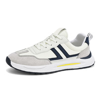 Sneakers casual da uomo per la primavera e l'autunno, modello trendy da papà con suola alta, molto vendute per adolescenti.