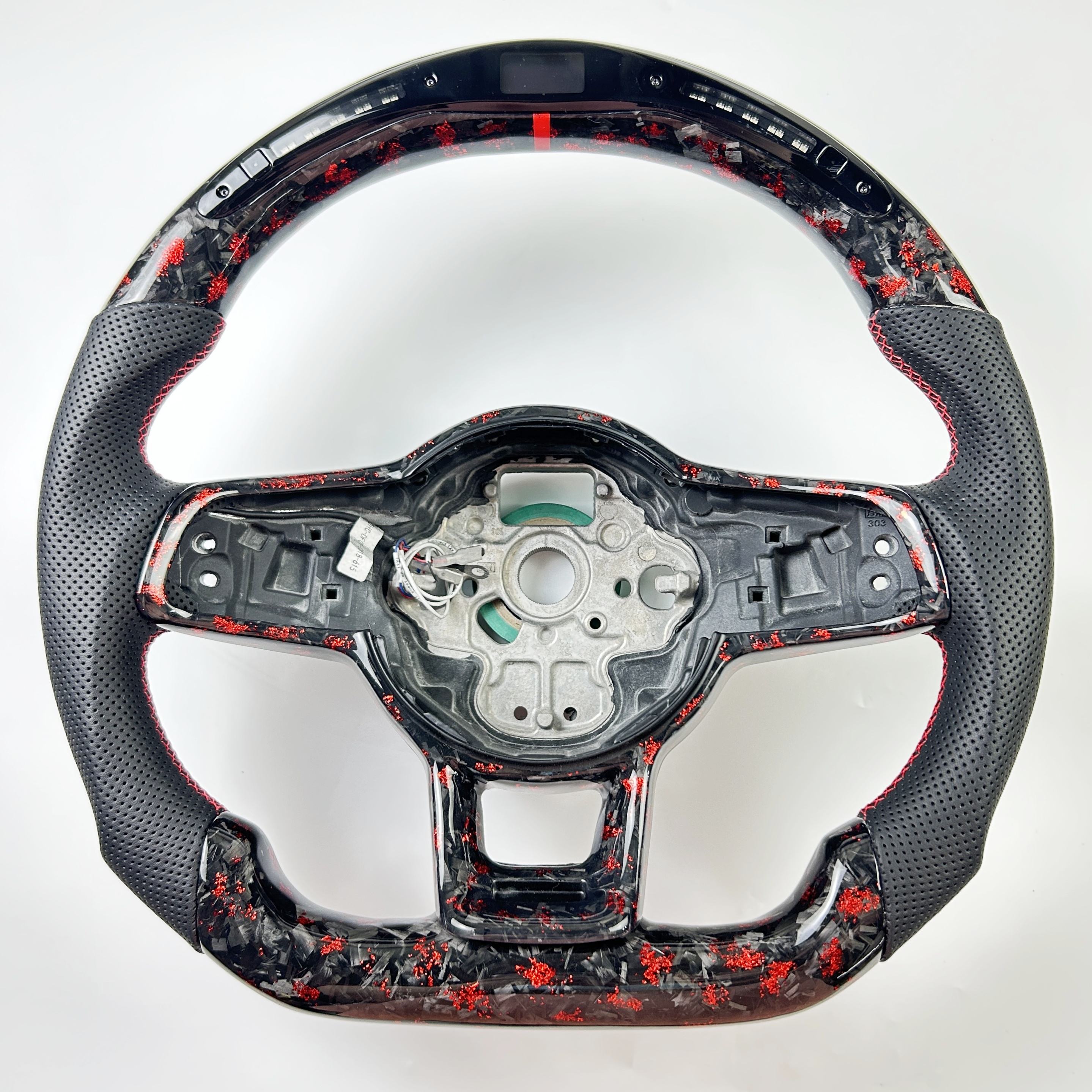 LED rojo forjado volante de fibra de carbono