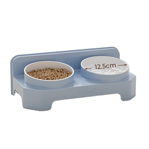 Eğik Çift Evcil Hayvan Mama Kabı Devrilmez Kedi Mama ve Su Kabı Köpekler ve Kediler için Boyun Koruyucu Besleme Kabı - Product Image 1