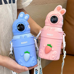 Botella de agua aislada para niños Rabbit, de acero inoxidable 316, con pajita, para uso escolar. - Product Image 4