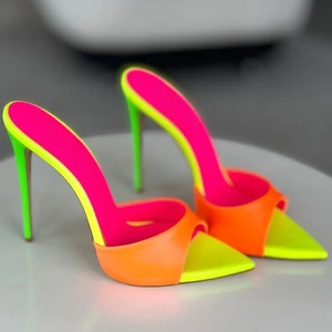 Sandali Estivi alla Moda all'Ingrosso, Stile Europeo e Americano, Punta Affusolata, Multicolore, <span class=keywords><strong>Tacco</strong></span> Alto Stiletto, <span class=keywords><strong>Scarpe</strong></span> da Donna - Product Image 1