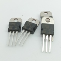 BTA16-600B composants électroniques puce IC originale BOM List Service TO-220 en STOCK BTA16-600B
