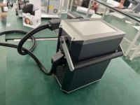Marqueur laser portable 50W à vendre graveur de tuyaux en métal mini machine de marquage laser à fibre portable et léger