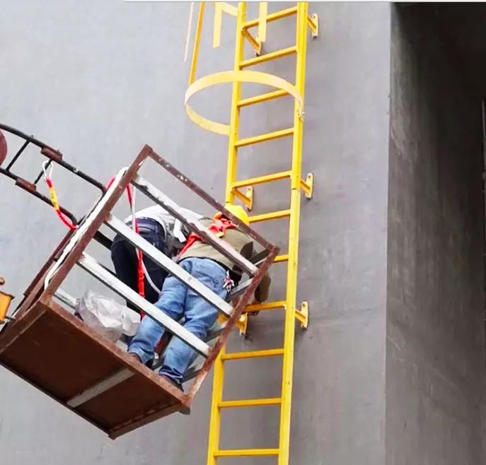 Уличная промышленная металлическая лестница, лестница из оцинкованной стали, стальная лестница, лестница для лазания, лестница с клеткой