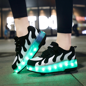 Zapatillas LED de patines de un solo rodillo unisex para paseo nocturno con logotipo personalizado, zapatillas de patinaje sobre ruedas intermitentes para niños y niñas - Product Image 3