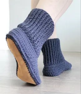 S9530 Offre Spéciale 2023 <span class=keywords><strong>chaussettes</strong></span> épaisses tricotées à la main pour femmes et filles, chaussons en Crochet duveteux avec semelles végétaliennes faites à la main - Product Image 1