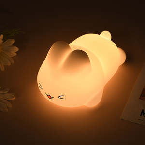 Lámpara Nocturna de Silicona con Forma de Conejo, Pequeña, Divertida y Única, con Luz Blanca Cálida + Luces de Colores para Niños, Bebés, Dormitorio, Recargable por USB - Product Image 2