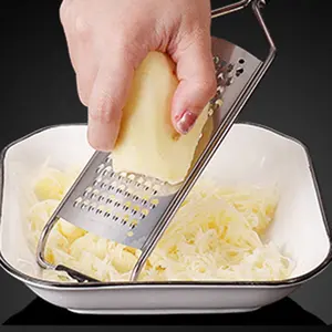 Râpe à citron multifonction Reibe en acier inoxydable Râpe à fromage manuelle pour carottes et oignons Trancheuse à légumes