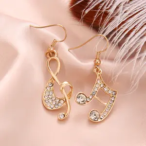 Boucles d'oreilles de musique personnalisées en gros Boucles d'oreilles en cristal incrustées de notes pendantes pour femmes