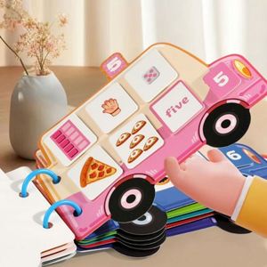 Libro de Puzzles con Pegatinas Reutilizables para Actividades de Aprendizaje Preescolar: Números, Autos, Aviones y Viajes por Carretera - Product Image 3