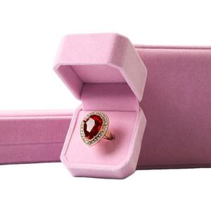 Tissu en velours en gros pour emballage de colliers et chaînes longues, boîte à bijoux à motif carré - Product Image 3