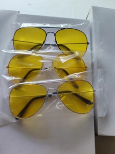 <span class=keywords><strong>Gafas</strong></span> de Conducción Nocturna para Seguridad Vial, Visión Nocturna en Clima Niebla, con Lentes Polarizadas Amarillas, Marco Metálico Tipo Piloto, Antideslumbrantes - Product Image 3