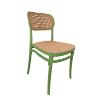 Chaise en plastique verte en promotion, chaise de salle à manger empilable en plastique pour intérieur et extérieur, véranda, balcon, café, boutique, patio, bord de piscine