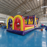Parcours d'obstacles gonflable avec toboggan et filet de sécurité, château gonflable pour la Journée des sports scolaires et les événements de carnaval