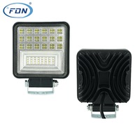 Lumière de travail LED cube 4 pouces 12-36V 126W Accessoires de voiture Étanche Lumière de conduite LED pour 4x4 Tout-terrain Voiture Camion Véhicule SUV