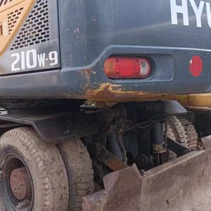 <span class=keywords><strong>Hyundai</strong></span> 210W-<span class=keywords><strong>9</strong></span> wielgraafmachine met Cummins-motor, 0,51 m³ bakcapaciteit, <span class=keywords><strong>110</strong></span> kW vermogen, multifunctionele graafmachine - Product Image 2