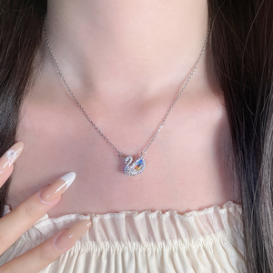 Elegante Collana con Pendente a Forma di Cigno in Lega con Cristalli Rosa e Zirconi, Gioiello da Donna SW, Miglior Regalo per San Valentino - Product Image 2