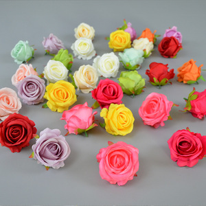 Rosas de Perlas Artificiales, Flores de Seda de 10 cm o Menos, Accesorios de Decoración para Bodas y Hogar - Product Image 1